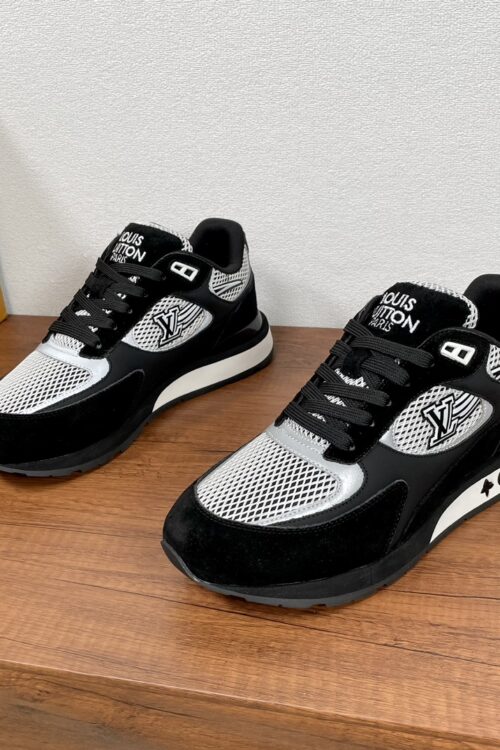 Louis Vuitton Trainer Sneaker