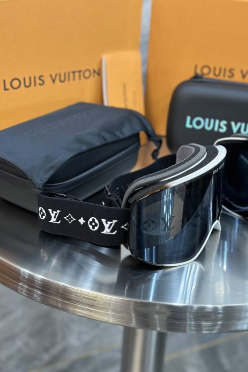 Louis Vuitton SkiBrill Zwart