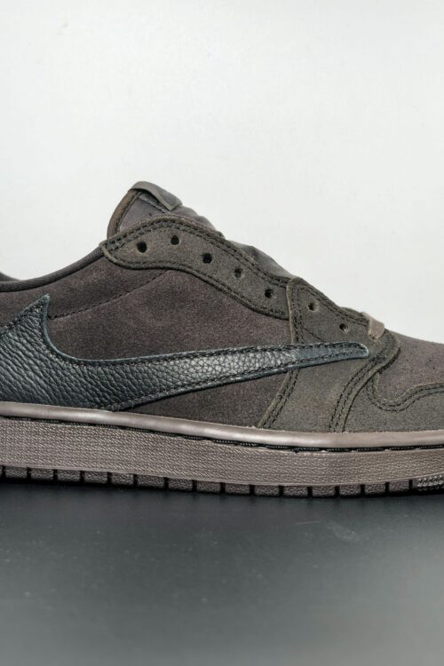 Air Jordan 1 Retro Low OG SP Travis Scott Velvet Brown