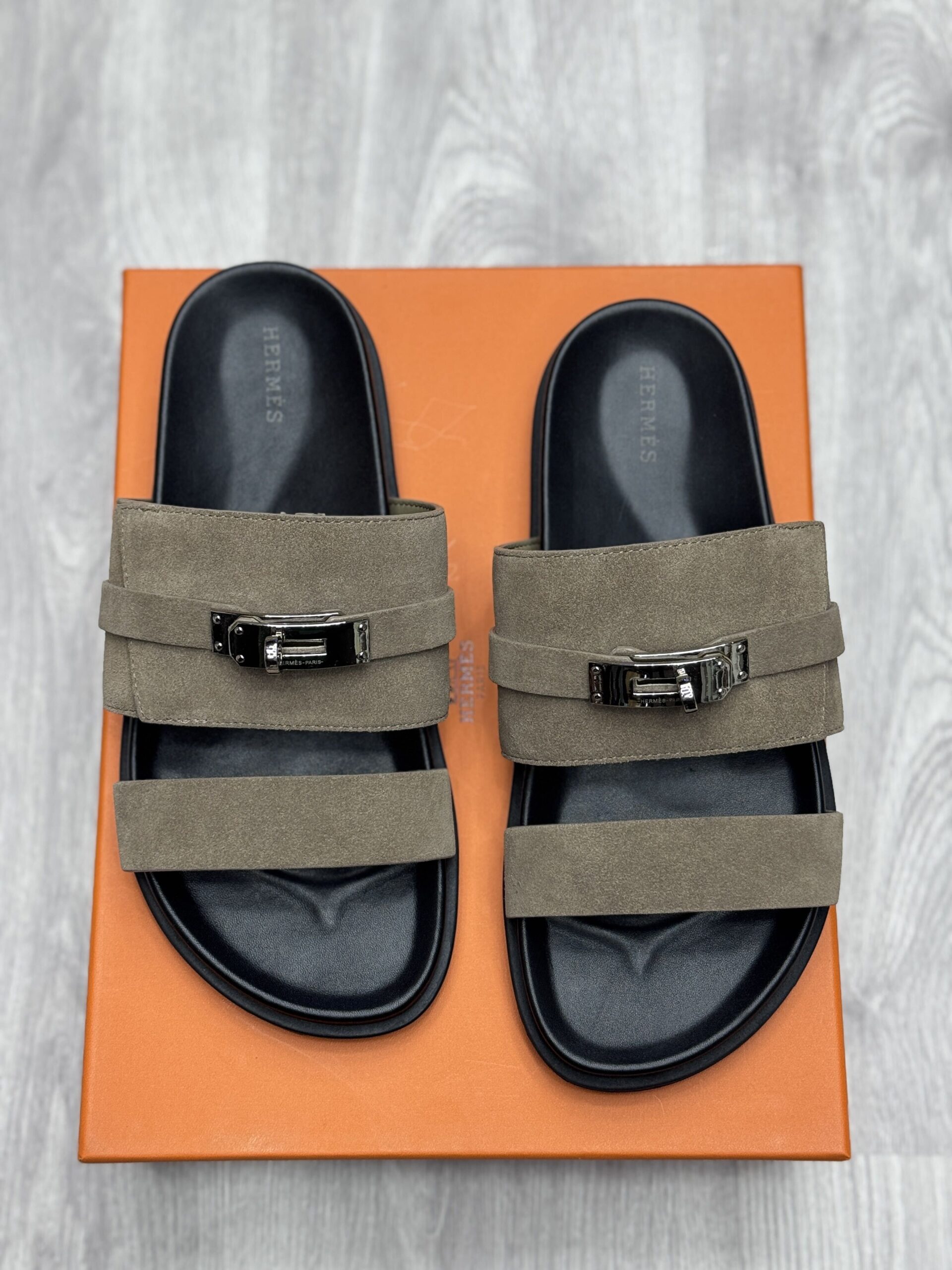 Hermès Chypre Sandal — Taupe Suede