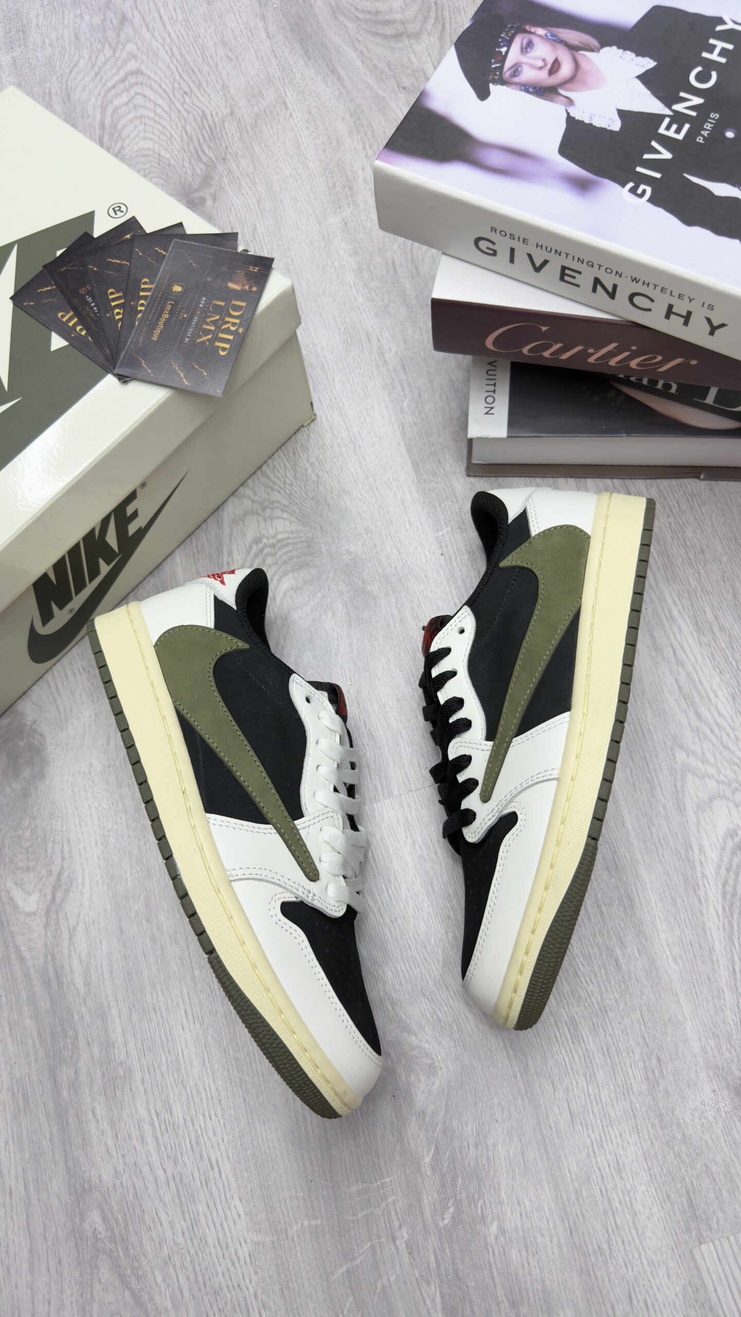 Air Jordan 1 Low Travis Scott Reverse Mocha
