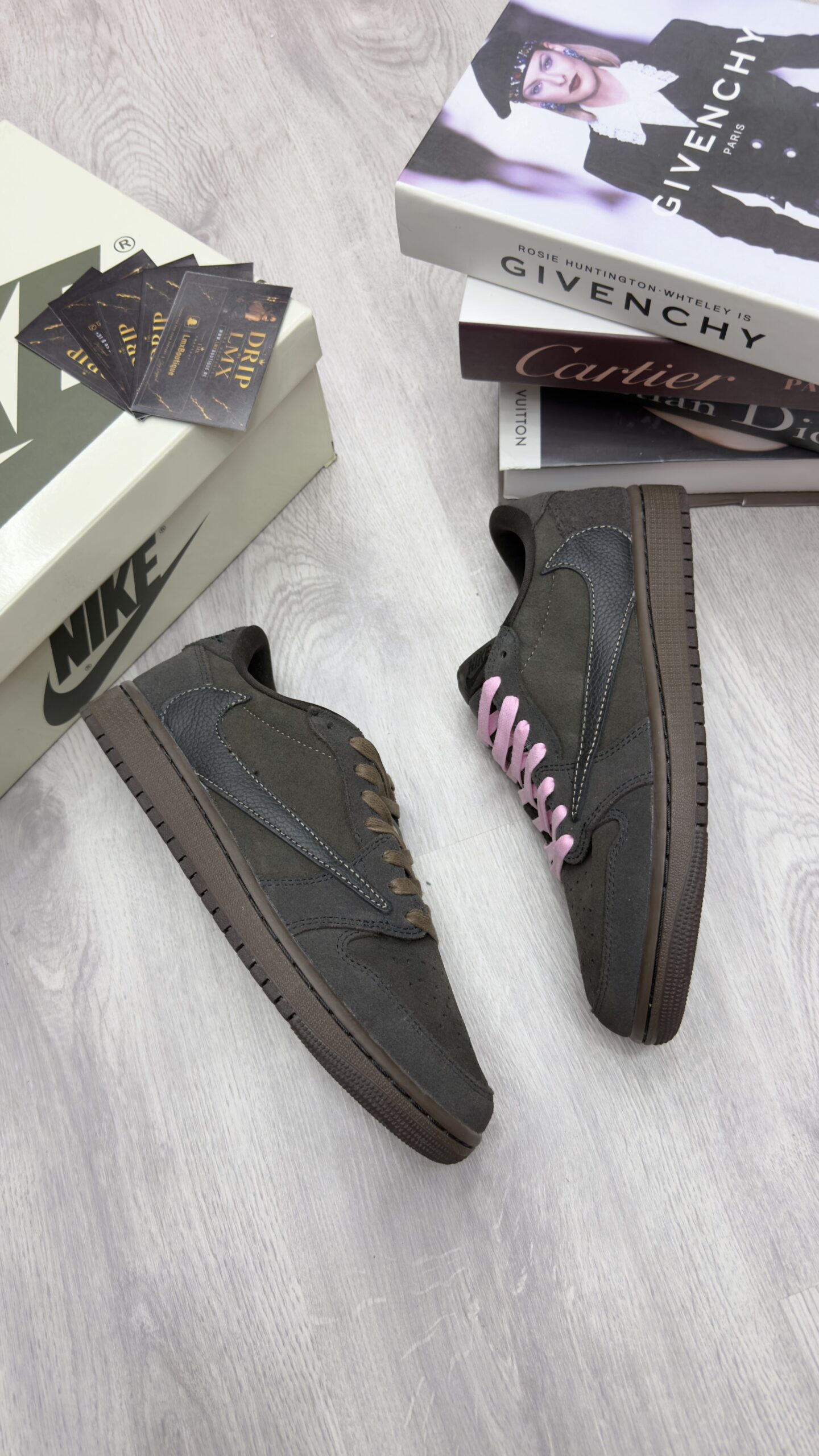 Nike Air Jordan 1 Low Travis Scott Olive