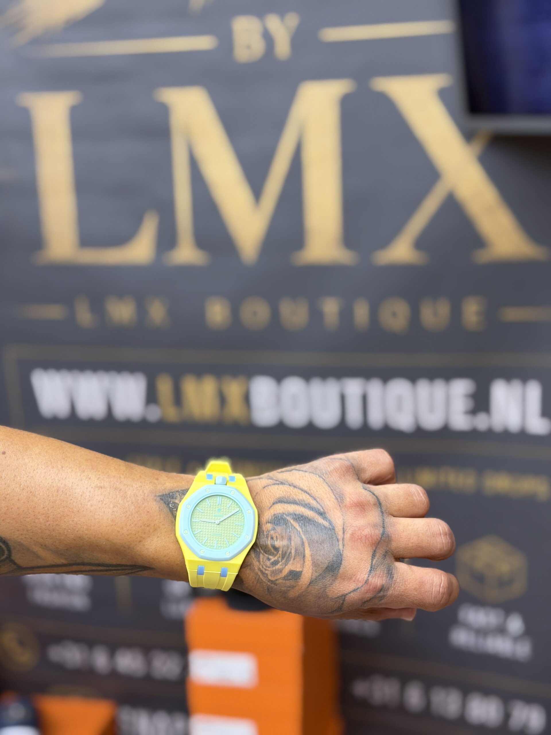 Audemars Piguet Royal Oak Horloge Yellow Light Blue