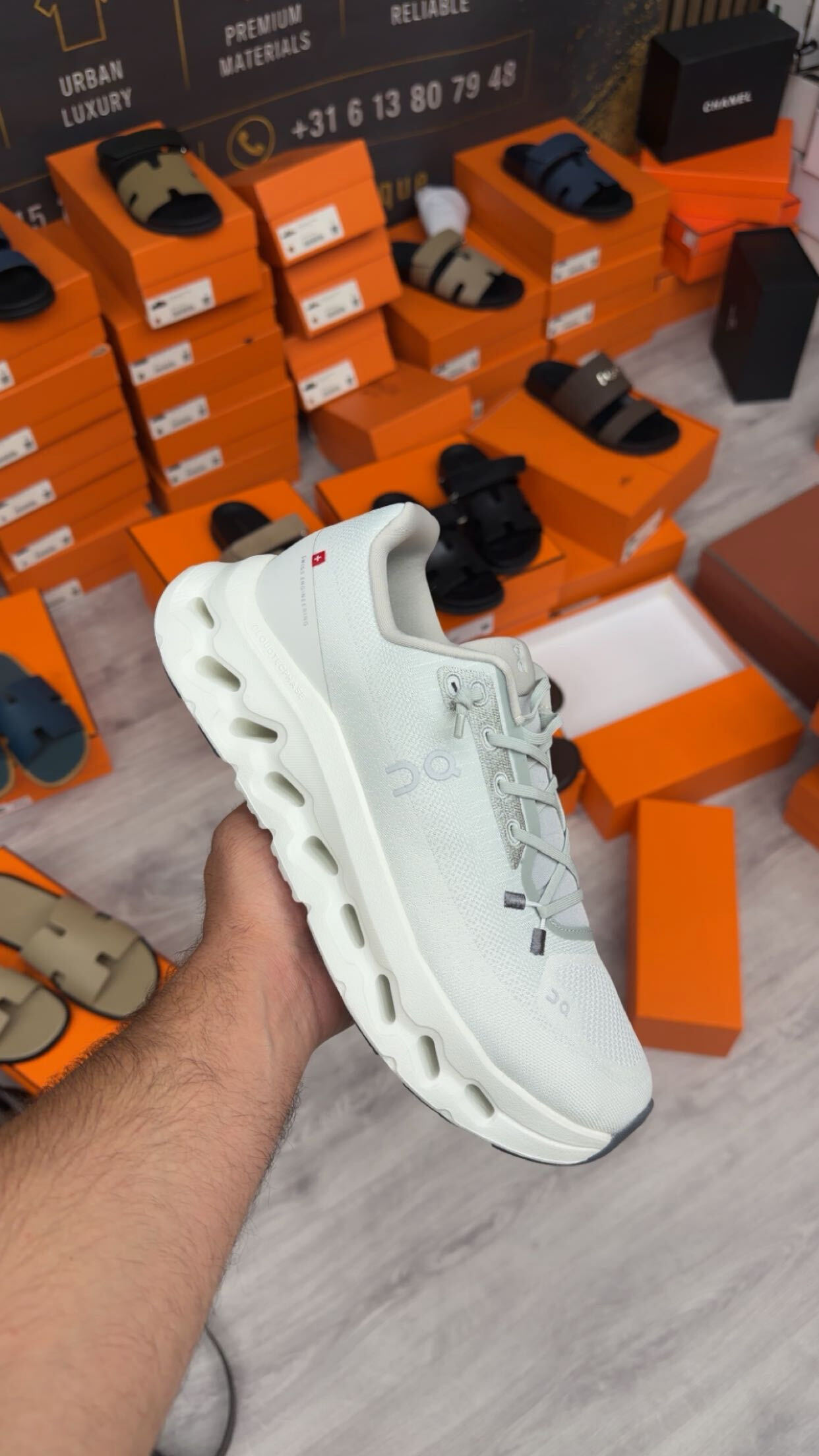 On Running Cloudsurfer Sneaker - Wit Ice